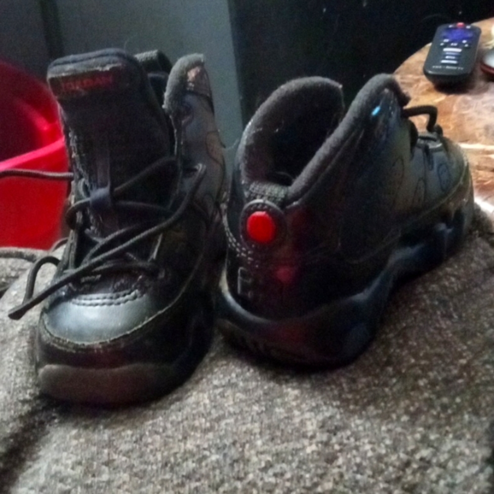 Kids shoes